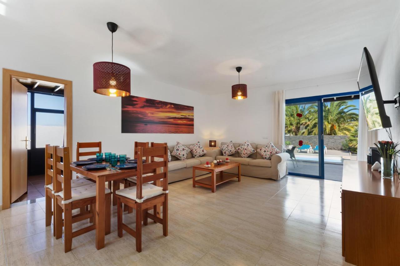 Villa Soleada - Vipvipvillas Playa Blanca  Buitenkant foto