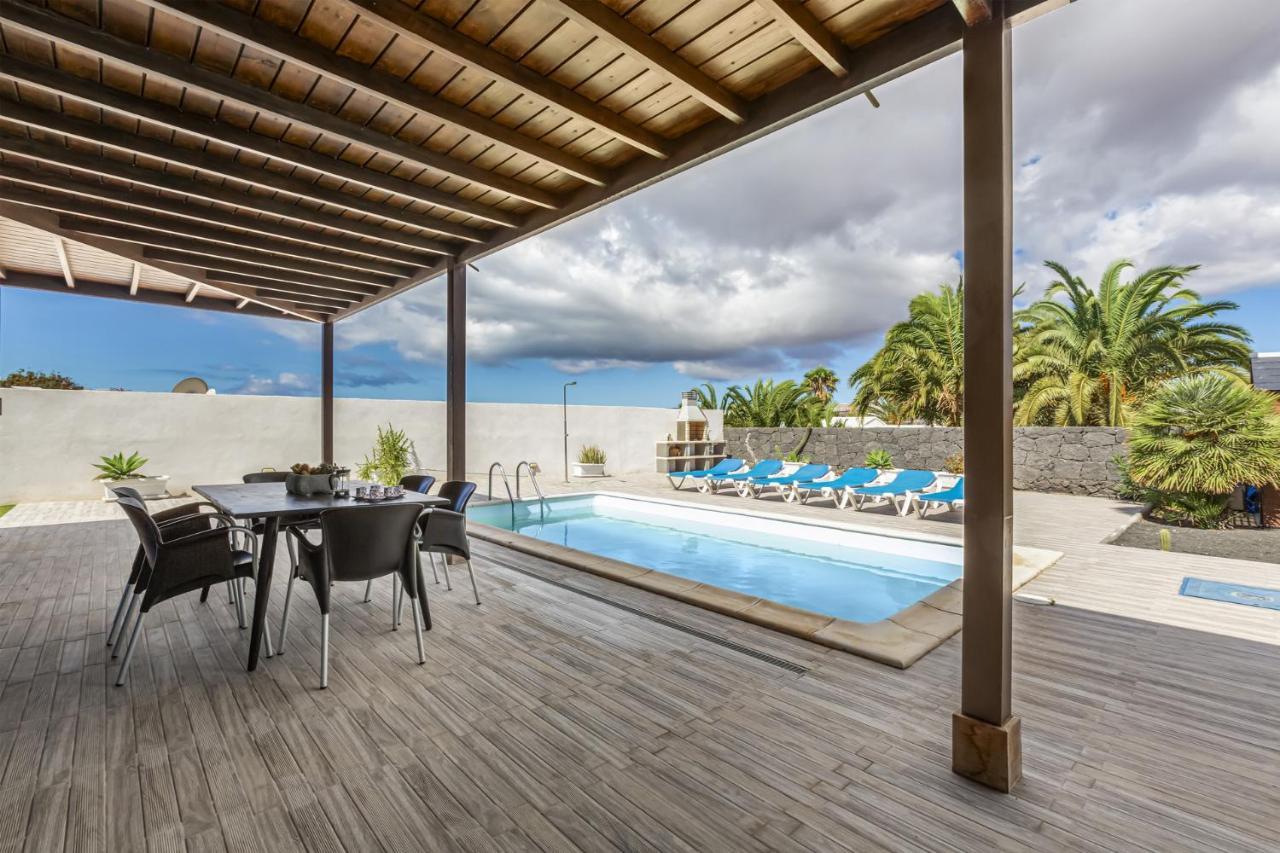 Villa Soleada - Vipvipvillas Playa Blanca  Buitenkant foto